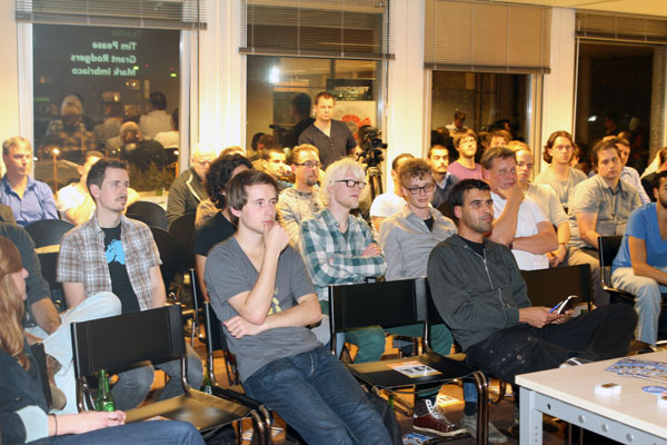 dev-meetup-nl-2013-audience.jpg